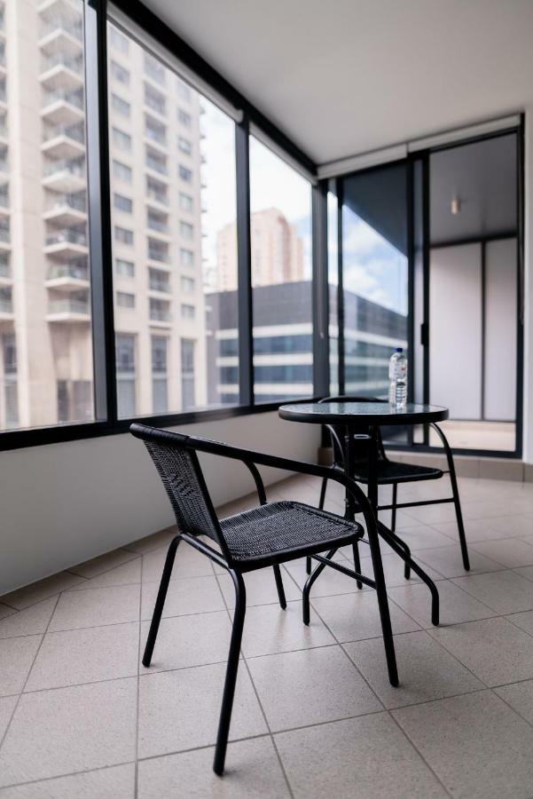 91 Liverpool Street, World Tower Apartment Sydney Exterior photo